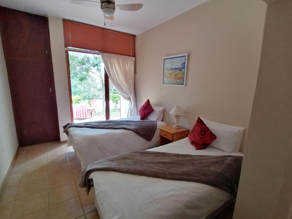 Aanhuizen Guest House 斯韦伦丹 外观 照片