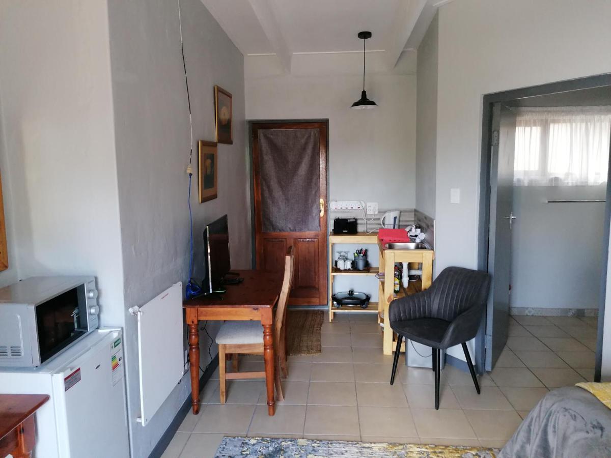 Aanhuizen Guest House 斯韦伦丹 外观 照片